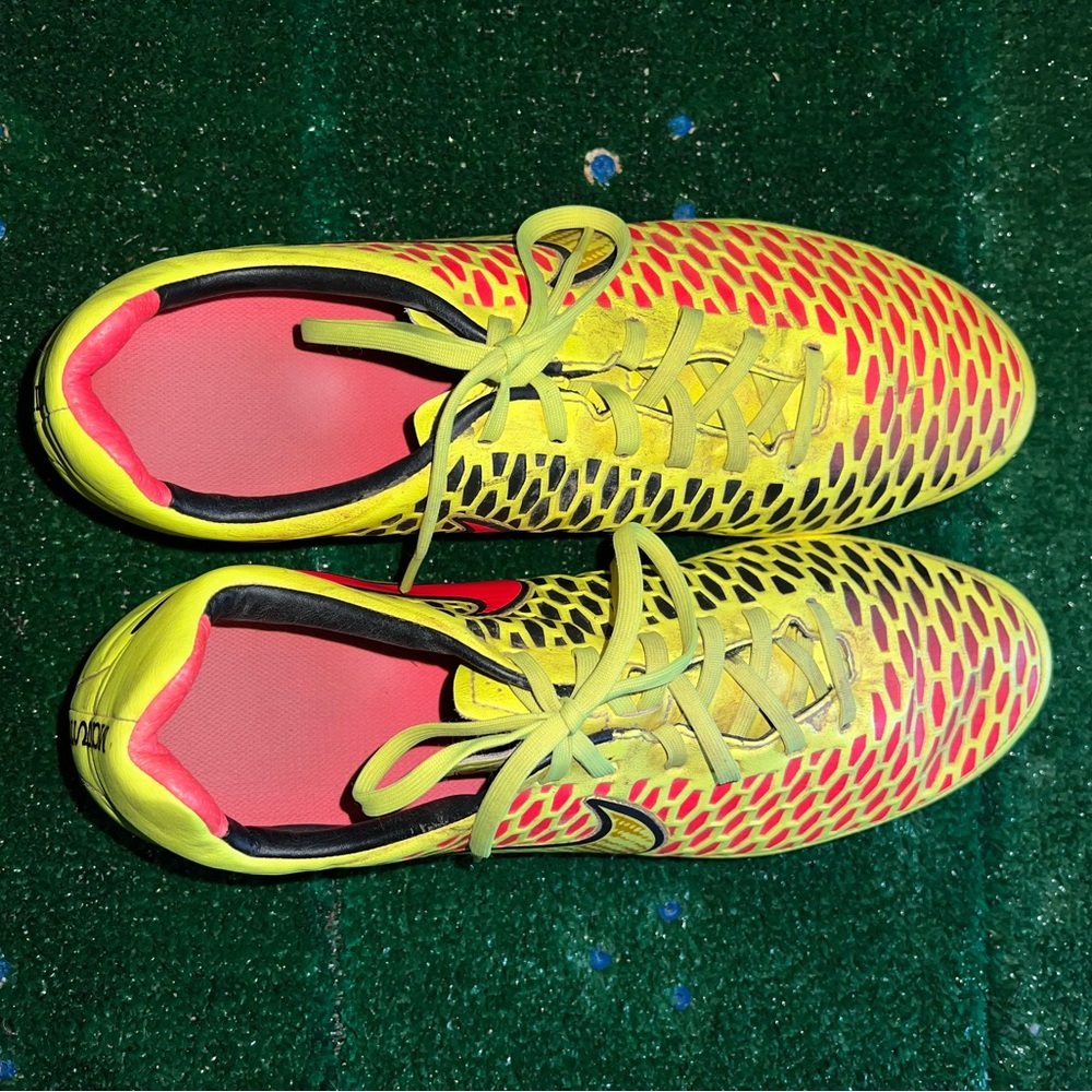 Nike “Magista” Size 13 Soccer Cleats. Yellow/Orange